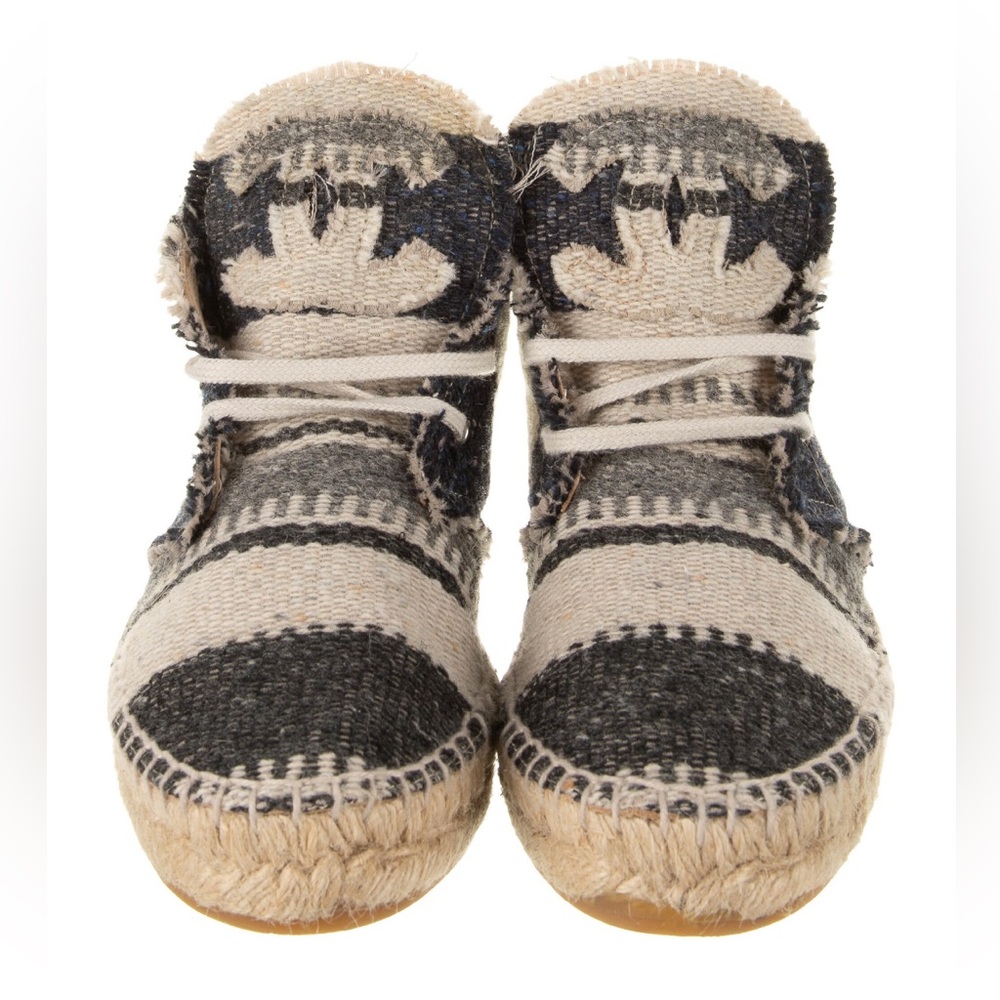 Chanel Interlocking Cc Logo Espadrilles - image 1